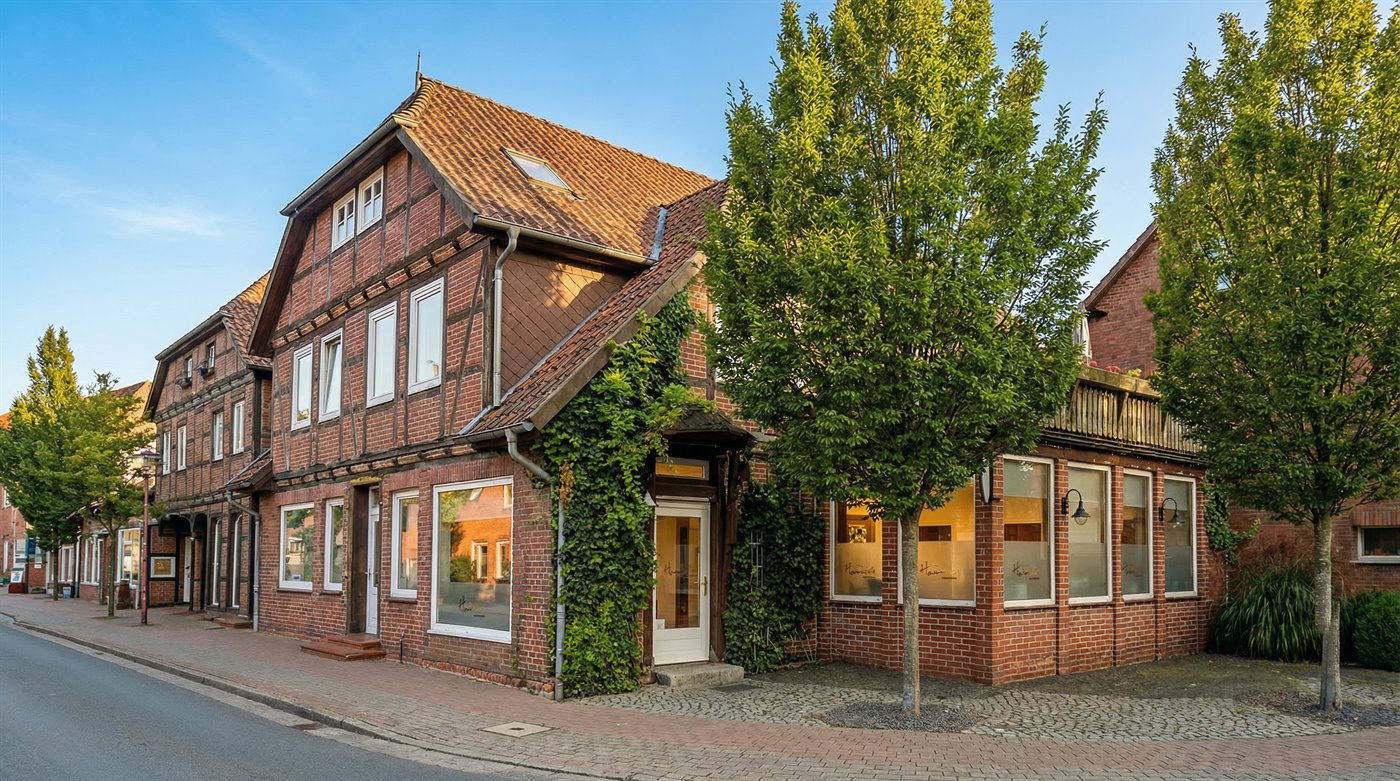 Historisches Gebäude von Salon Hairlich Südheide